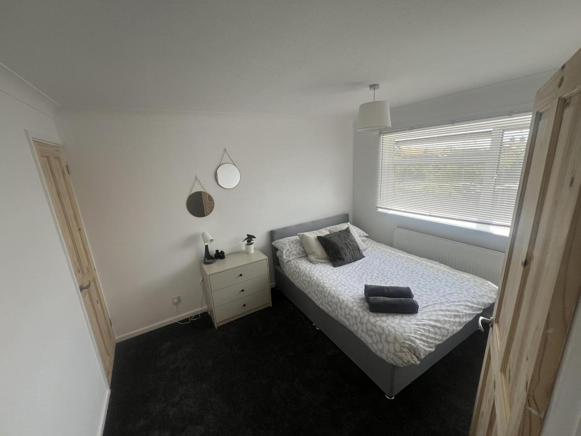 Charming 3-Bed House In Leighton Buzzard Villa ภายนอก รูปภาพ
