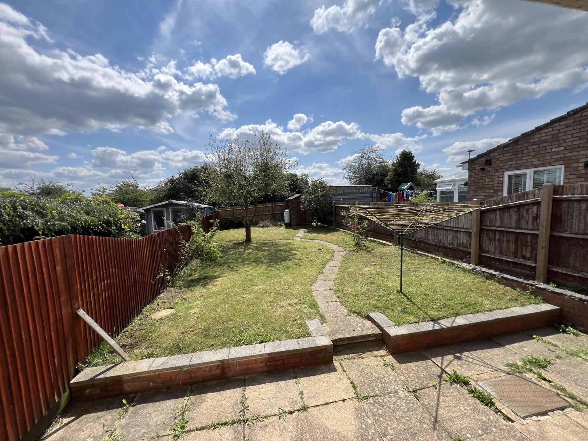 Charming 3-Bed House In Leighton Buzzard Villa ภายนอก รูปภาพ
